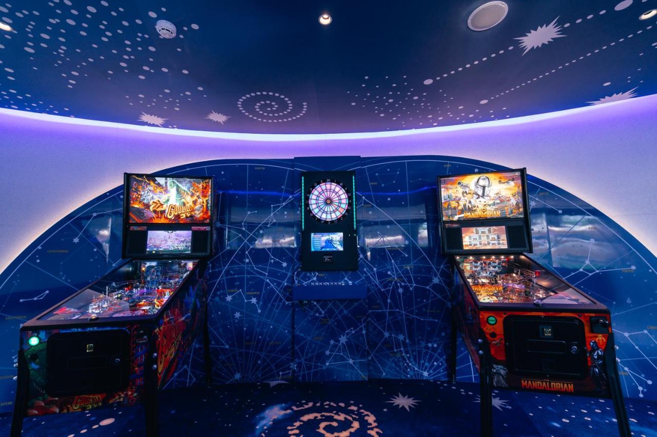 Grande Centre Point Space 芭達亞 外观 照片 The Star Wars arcade game