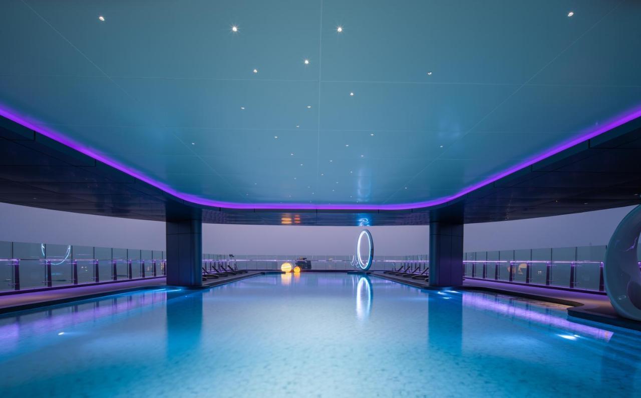 Grande Centre Point Space 芭達亞 外观 照片 The pool at the 101 Sky Lounge